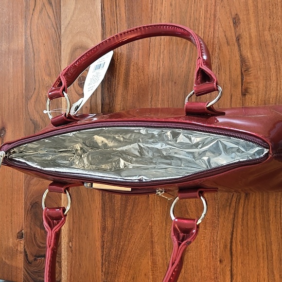 Cute & Clever Insulated Wine Carrier - Picture 5 of 6